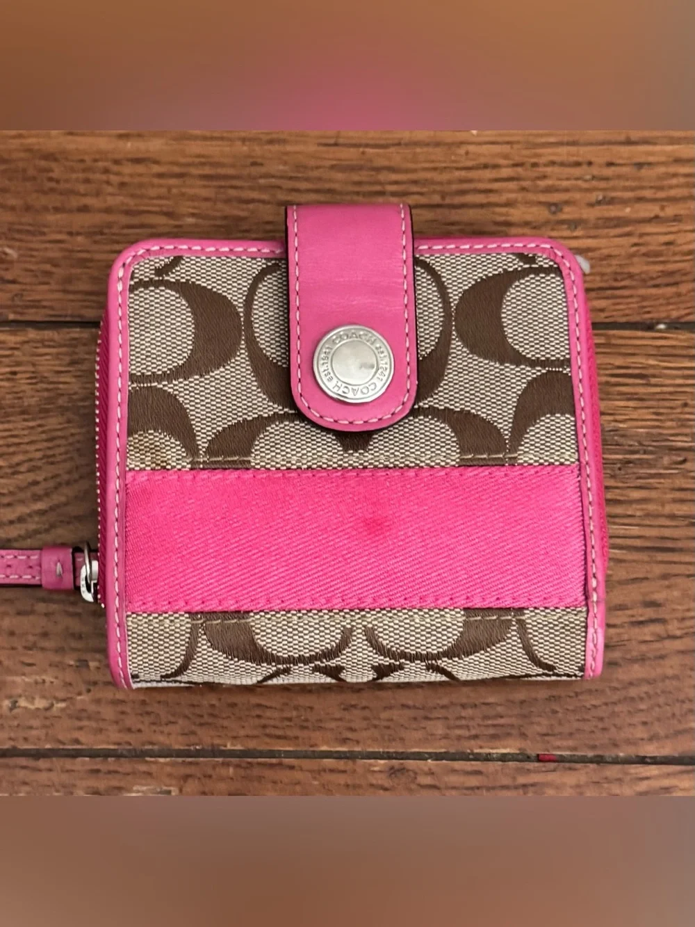 Y2K Coach Vintage Trifold Wallet Pink Color Very Good Condition
